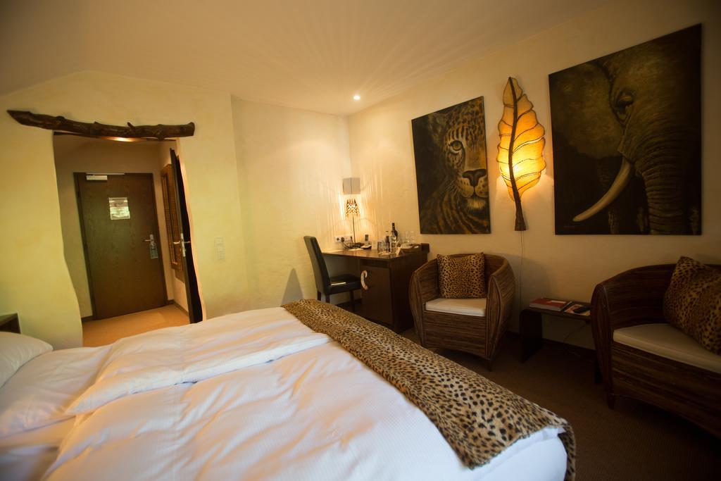 באדן-באדן Hotel Heiligenstein מראה חיצוני תמונה