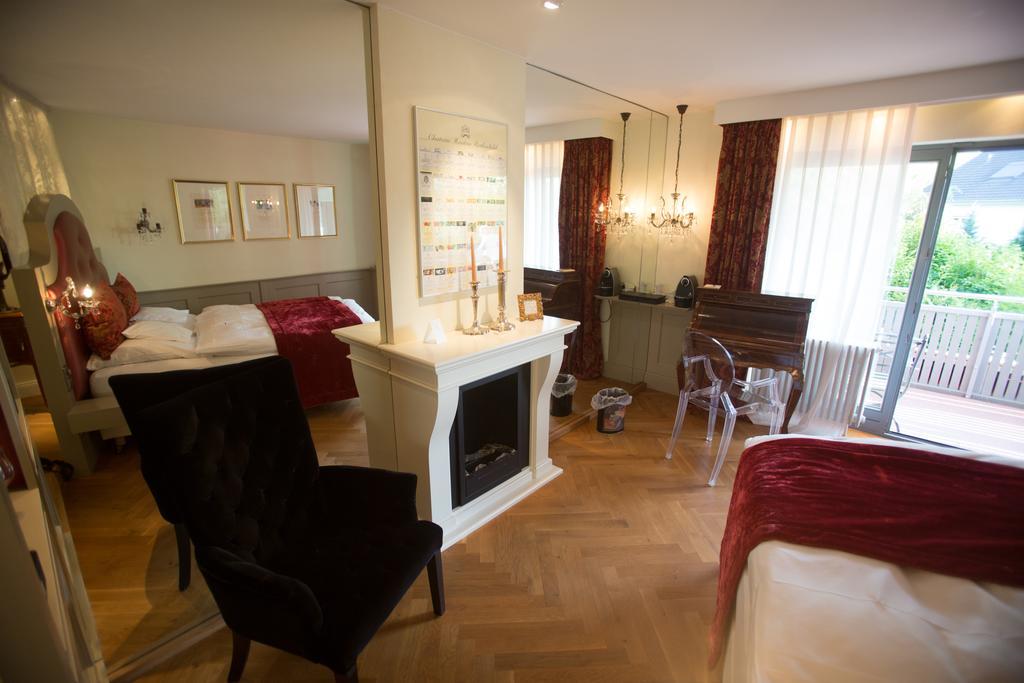באדן-באדן Hotel Heiligenstein מראה חיצוני תמונה