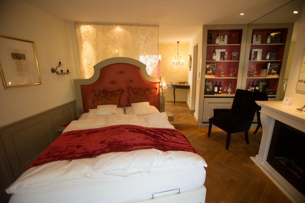באדן-באדן Hotel Heiligenstein מראה חיצוני תמונה